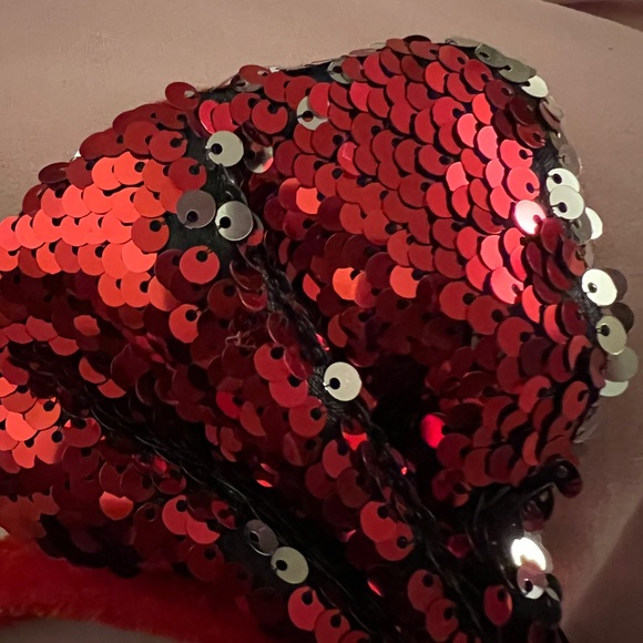 Adorable, holiday headband.  NWT - Picture 2 of 2